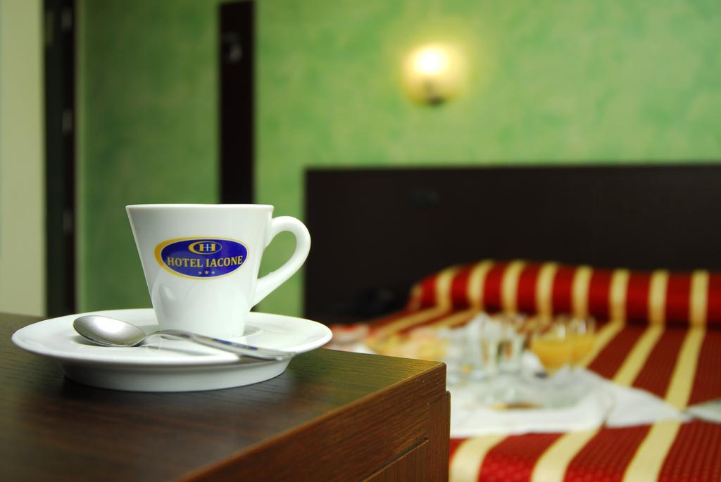 Hotel Iacone كييتي المظهر الخارجي الصورة