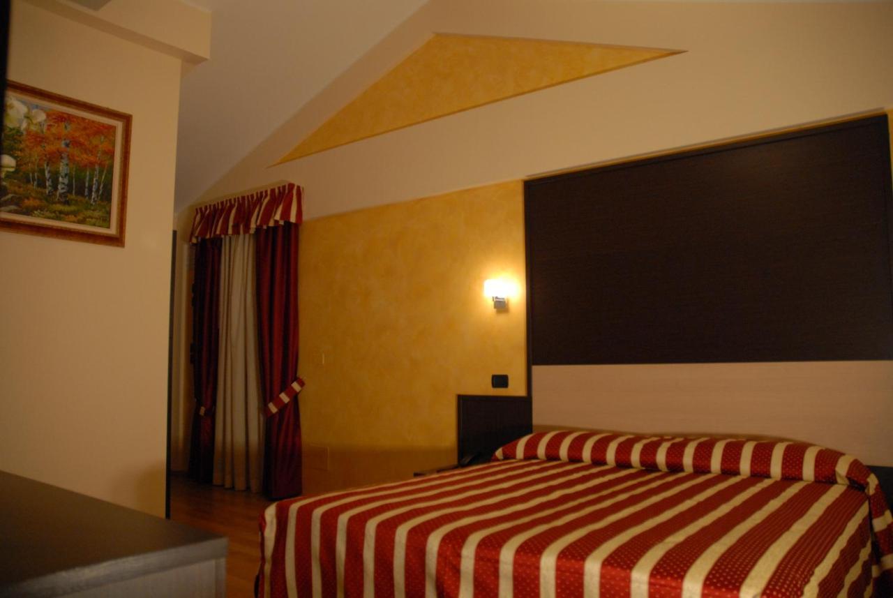 Hotel Iacone كييتي المظهر الخارجي الصورة